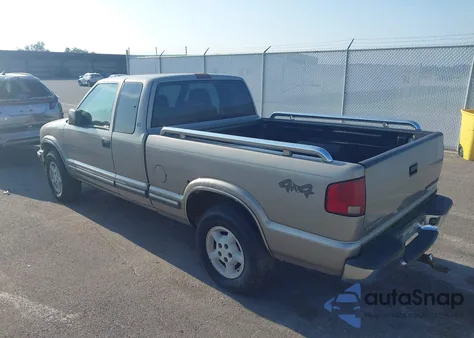 2002 Chevrolet S-10 Ls from USA, damaged, VIN 1GCDT19W628173077